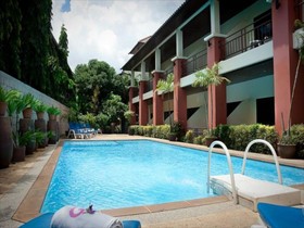 First Resort Albergo