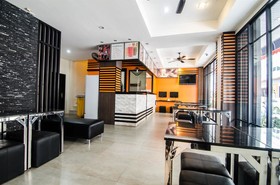 FunDee Boutique Hotel