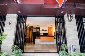 FunDee Boutique Hotel