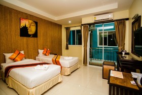 OYO 75321 Gemma Patong