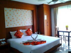 Green Harbor Hotel & Service Apartments