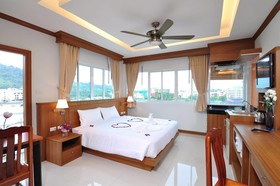 Green Harbor Hotel & Service Apartments