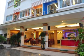 Green Harbor Hotel & Service Apartments