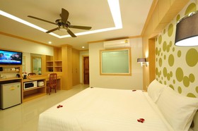 Green Harbor Hotel & Service Apartments