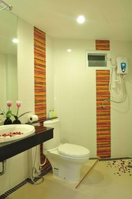 Green Harbor Hotel & Service Apartments