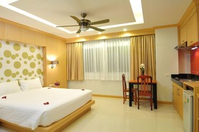 Green Harbor Hotel & Service Apartments