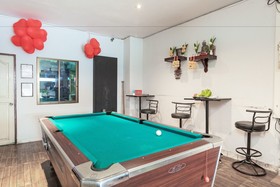 Green Mango Guesthouse by ZEN Rooms