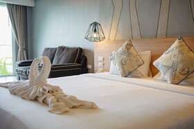 Hubtel Patong Suite