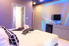 I Am Otel