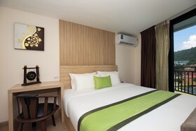 iCheck inn Darisa Patong