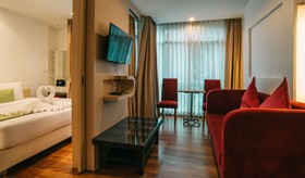 iCheck Inn Residence Patong