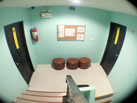 i-Kroon Cafe & Hotel