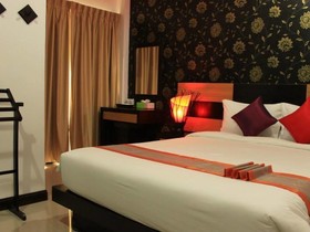 IStay Guesthouse Patong