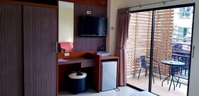 Kanpai Hotel