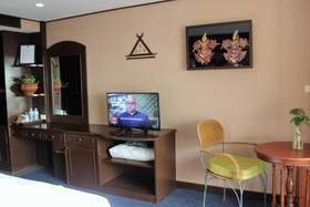 Kelly's Residency