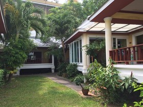 Lemon House