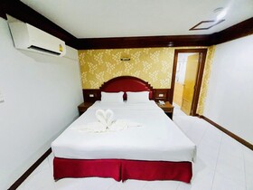 Lime Hotel