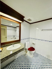 Lime Hotel