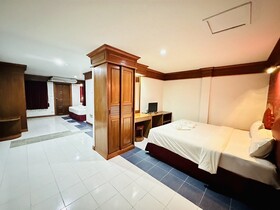 Lime Hotel