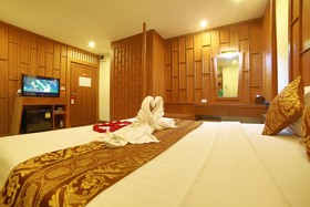 Lotus Patong