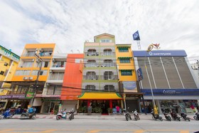 Marina Boutique Suites Guesthouse