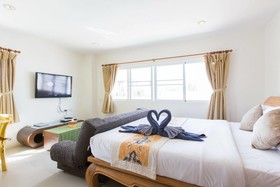 Marina Boutique Suites Guesthouse