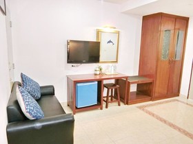 Marine Inn and Wanna House