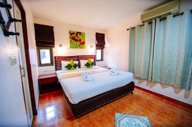 Marine Inn and Wanna House