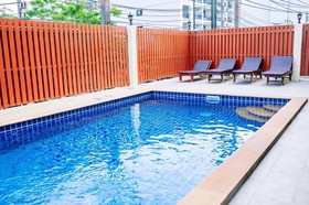Marine Inn and Wanna House