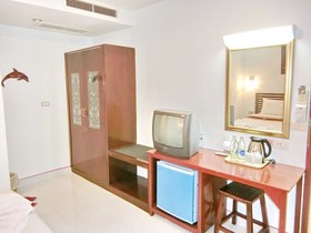 Marine Inn and Wanna House