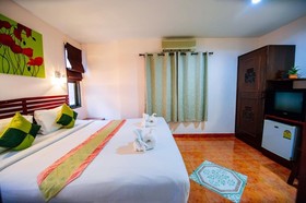 Marine Inn and Wanna House