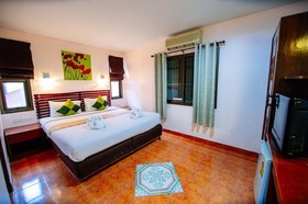 Marine Inn and Wanna House