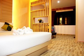 Marine Inn and Wanna House