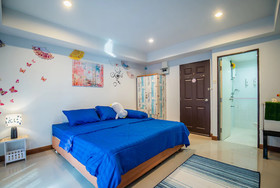 Menulis Coolly House Patong