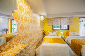 Menulis Coolly House Patong