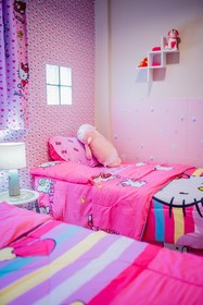 Menulis Coolly House Patong