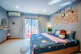 Menulis Coolly House Patong