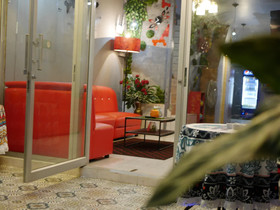 Menulis Coolly House Patong
