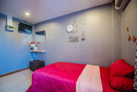 Menulis Coolly House Patong