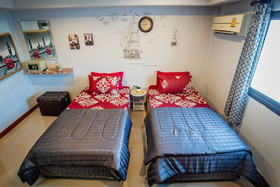 Menulis Coolly House Patong
