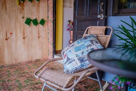 Menulis Coolly House Patong