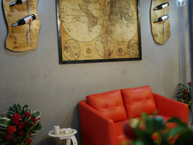 Menulis Coolly House Patong