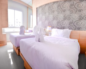 Mirage Express Patong Hotel