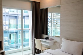 Mirage Express Patong Hotel