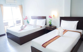 Moon Inn Guesthouse Patong