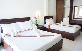 Moon Inn Guesthouse Patong
