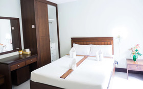 Moon Inn Guesthouse Patong