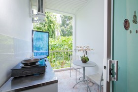 SR Sea View Apartments