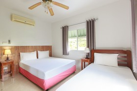 SR Sea View Apartments