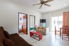 SR Sea View Apartments